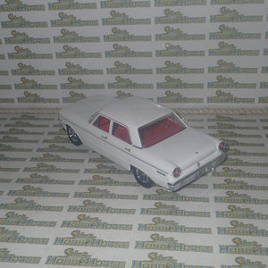 DDA DDA003-B - 1/18 Scale Artisan Collection 1965 Ford XP Falcon in White with Mag Wheel Variation Diecast Scale Model Replica