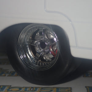 DDA DDA003-B - 1/18 Scale Artisan Collection 1965 Ford XP Falcon in White with Mag Wheel Variation Diecast Scale Model Replica