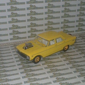 Greenlight DDA004 – 1:18 1965 XP Falcon Sedan Drag with Blown Engine (Sealed Body) Scale Replica