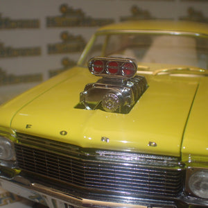 Greenlight DDA004 – 1:18 1965 XP Falcon Sedan Drag with Blown Engine (Sealed Body) Scale Replica