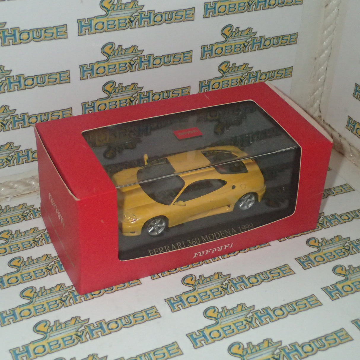 IXO FER017 - 1/43 Scale Ferrari 360 Modena 1999 in Yellow Diecast Scale Model Replica