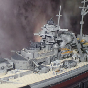 Forces of Valor 86001 - 1/1000 Scale Battle Extreme Series German Battleship Bismarck Poland 1941 Diecast Scale Model Replica