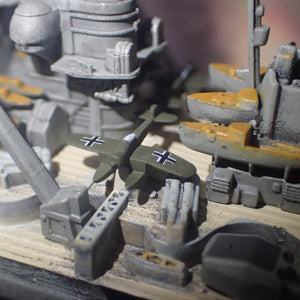 Forces of Valor 86001 - 1/1000 Scale Battle Extreme Series German Battleship Bismarck Poland 1941 Diecast Scale Model Replica