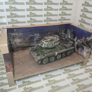 Forces of Valor 801013B - 1/32 Scale - Soviet T34-85 Medium Tank (with night weathering & city battle effect) Scale Model Replica