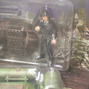 Forces of Valor 801013B - 1/32 Scale - Soviet T34-85 Medium Tank (with night weathering & city battle effect) Scale Model Replica