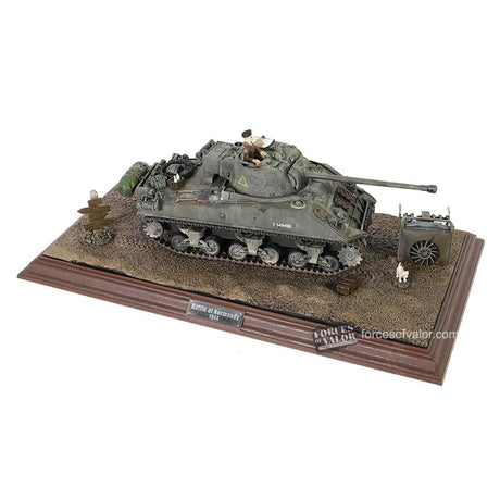 Forces of Valor 881001A - Display Base Frame (Medium Size) Mahogany + 3 Metal Nameplates