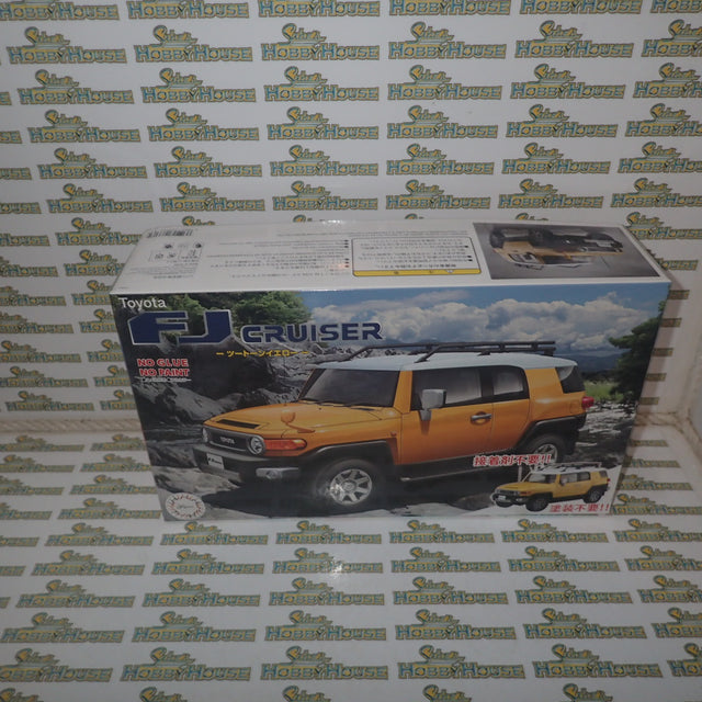 Fujimi 06613 - 1/24 Scale Toyota FJ Cruiser (Two-tone Yellow) (C-NX-10) Plastic Model Kit