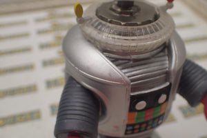 Funko FUN03403 - Lost in Space - B9 Pop! Vinyl Figure