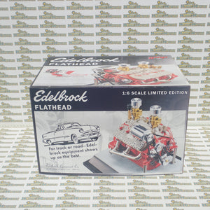 GMP G0602905 - 1:6 Scale Ford 24 Stud Flathead Edelbrock Show Engine in Acrylic Case