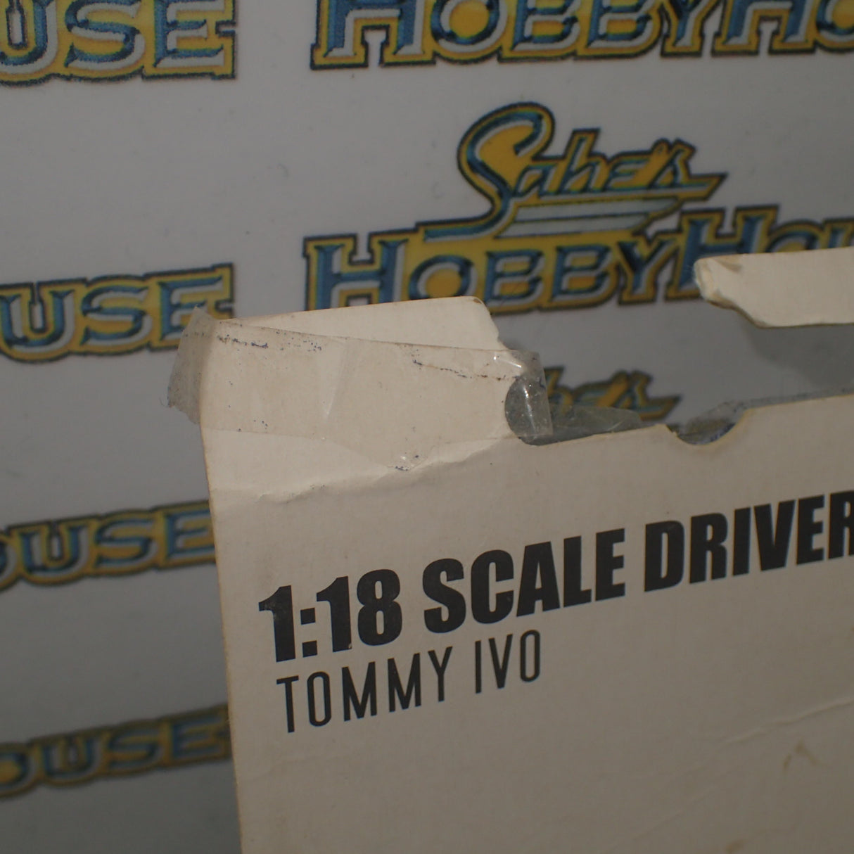 GMP G1800127 - 1/18 Scale Tommy Ivo Figurine