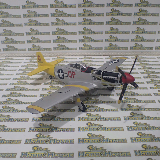 GMP G3502008 - 1/35 ScaleP-51D Mustang 44-13298 - Marie Die-Cast Plane