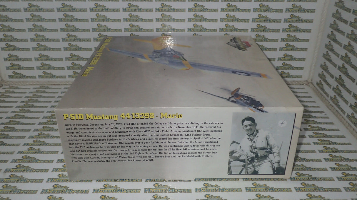 GMP G3502008 - 1/35 ScaleP-51D Mustang 44-13298 - Marie Die-Cast Plane