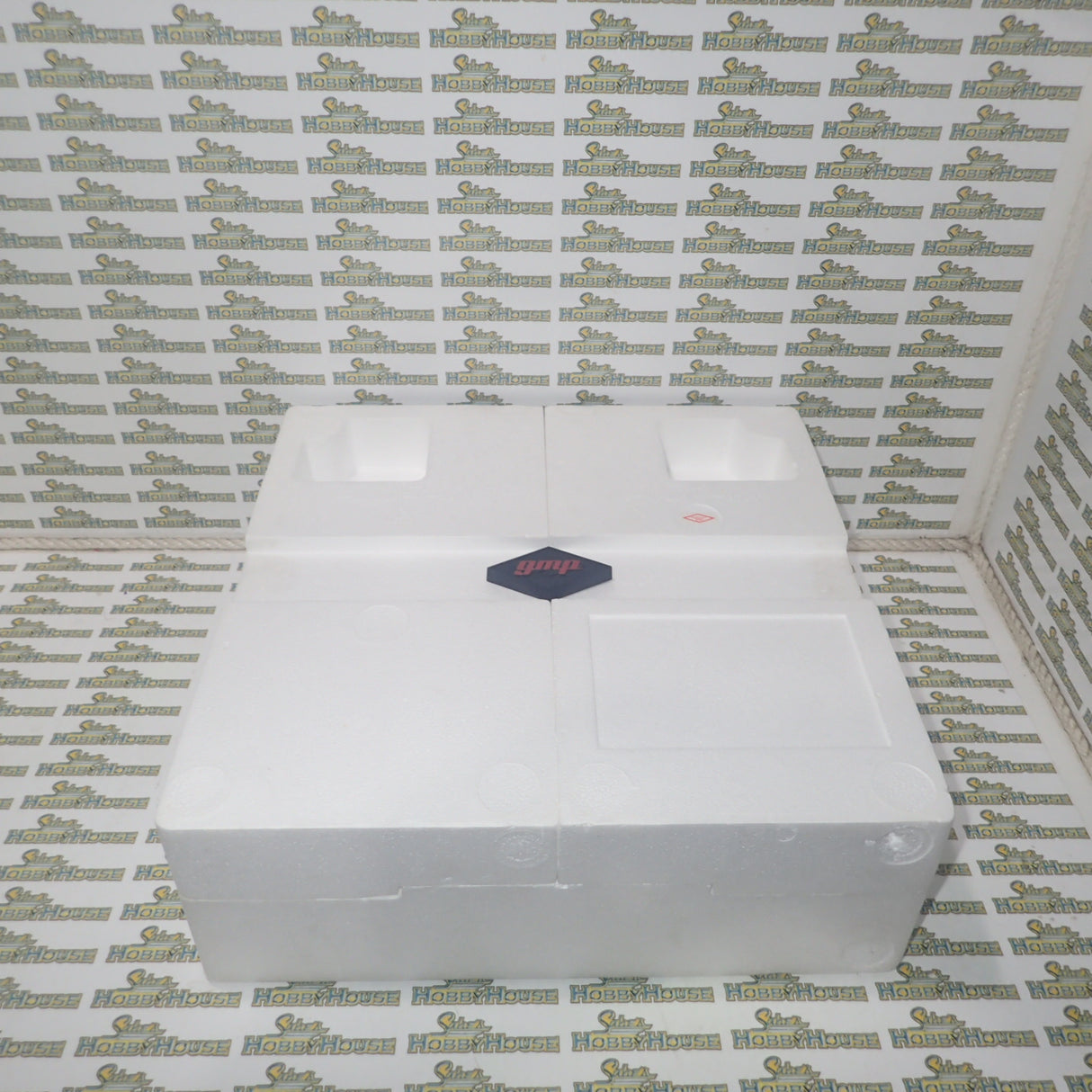 GMP G3502008 - 1/35 ScaleP-51D Mustang 44-13298 - Marie Die-Cast Plane