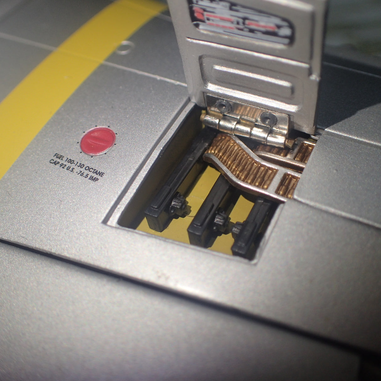 GMP G3502008 - 1/35 ScaleP-51D Mustang 44-13298 - Marie Die-Cast Plane