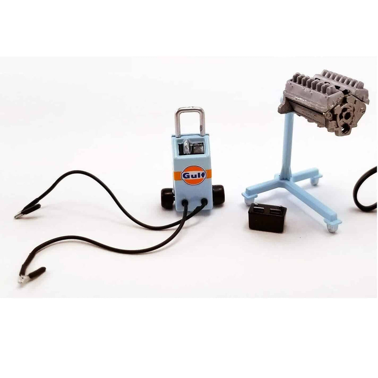 GMP 14313 – 1/43 Scale – Gulf Oil Shop Tool Set 1 - Diecast Replica