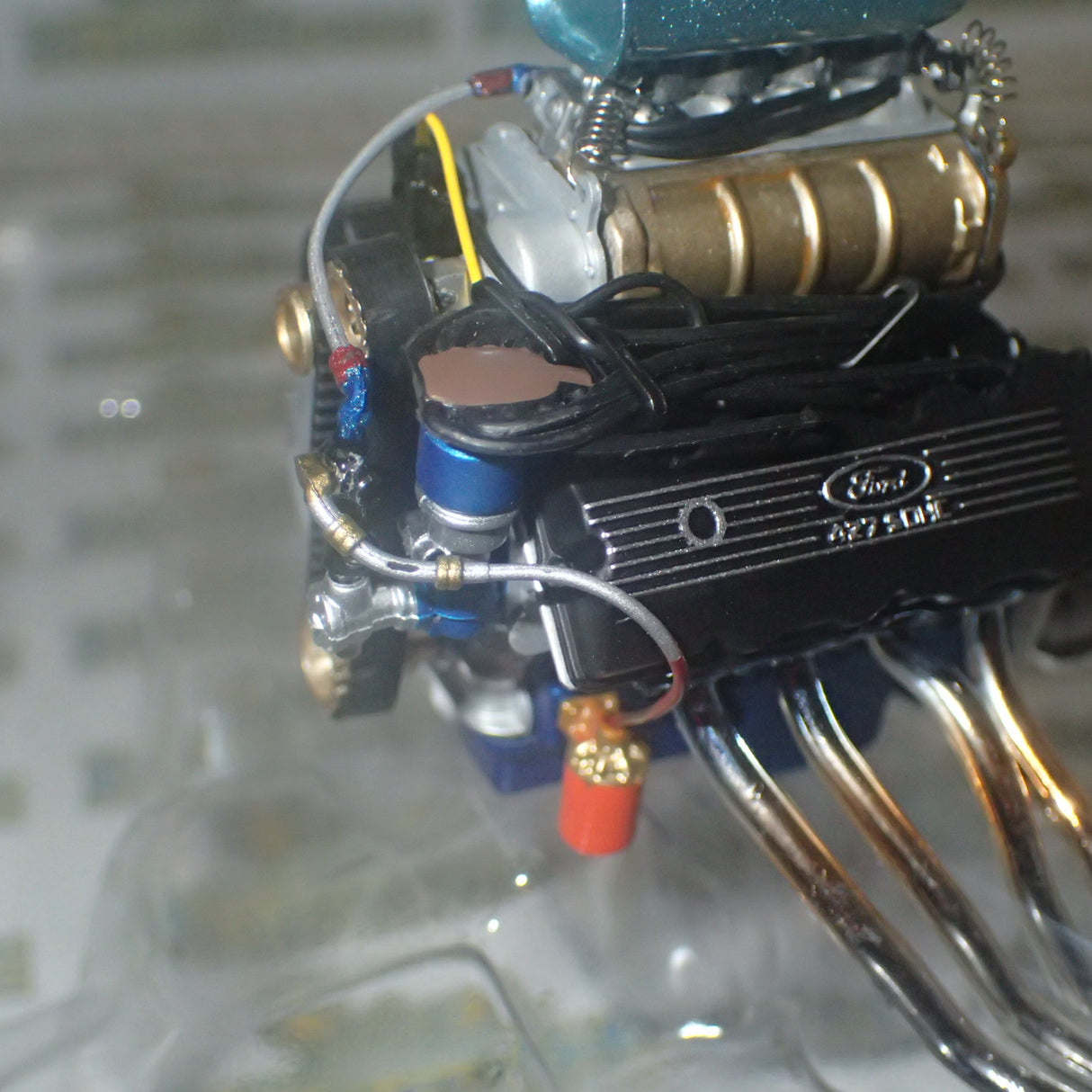 GMP 18887 - 1/18 Scale Ford SOHC 427 Engine & Transmission Replica