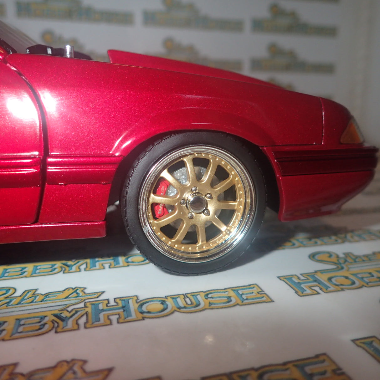 GMP 18955 1/18 Scale - 1990 FORD MUSTANG LX STREET FIGHTER Metallic Red