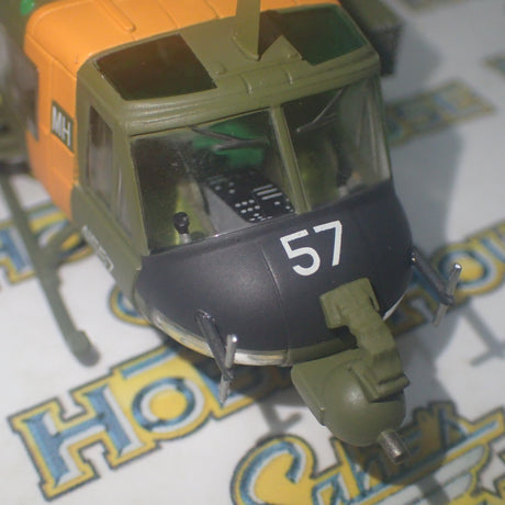 Hobby Master HH1002 -1:72 UH-1B Huey Ground Self-Defense Force Jgsdf 1st Helicopter Bgd, Japan1982