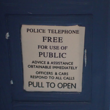 IKON Collectables IKO0571 - BBC Doctor Who Tardis Bookend Set