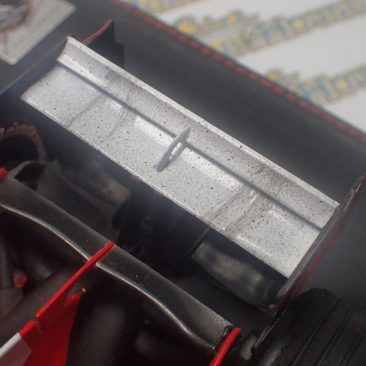 Hotwheels J2994 - 1/18 Scale - Ferrari F1 Michael Schumacher 90 wins Die-cast Scale Replica