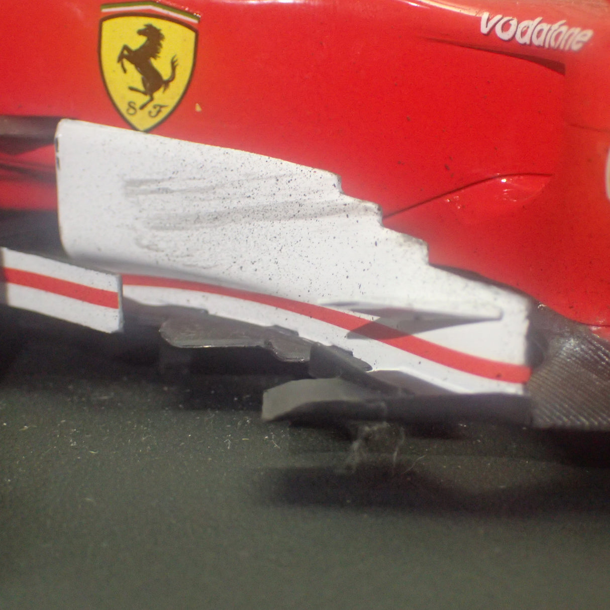 Hotwheels J2994 - 1/18 Scale - Ferrari F1 Michael Schumacher 90 wins Die-cast Scale Replica