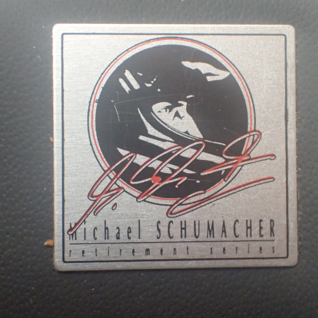 Hotwheels J2994 - 1/18 Scale - Ferrari F1 Michael Schumacher 90 wins Die-cast Scale Replica