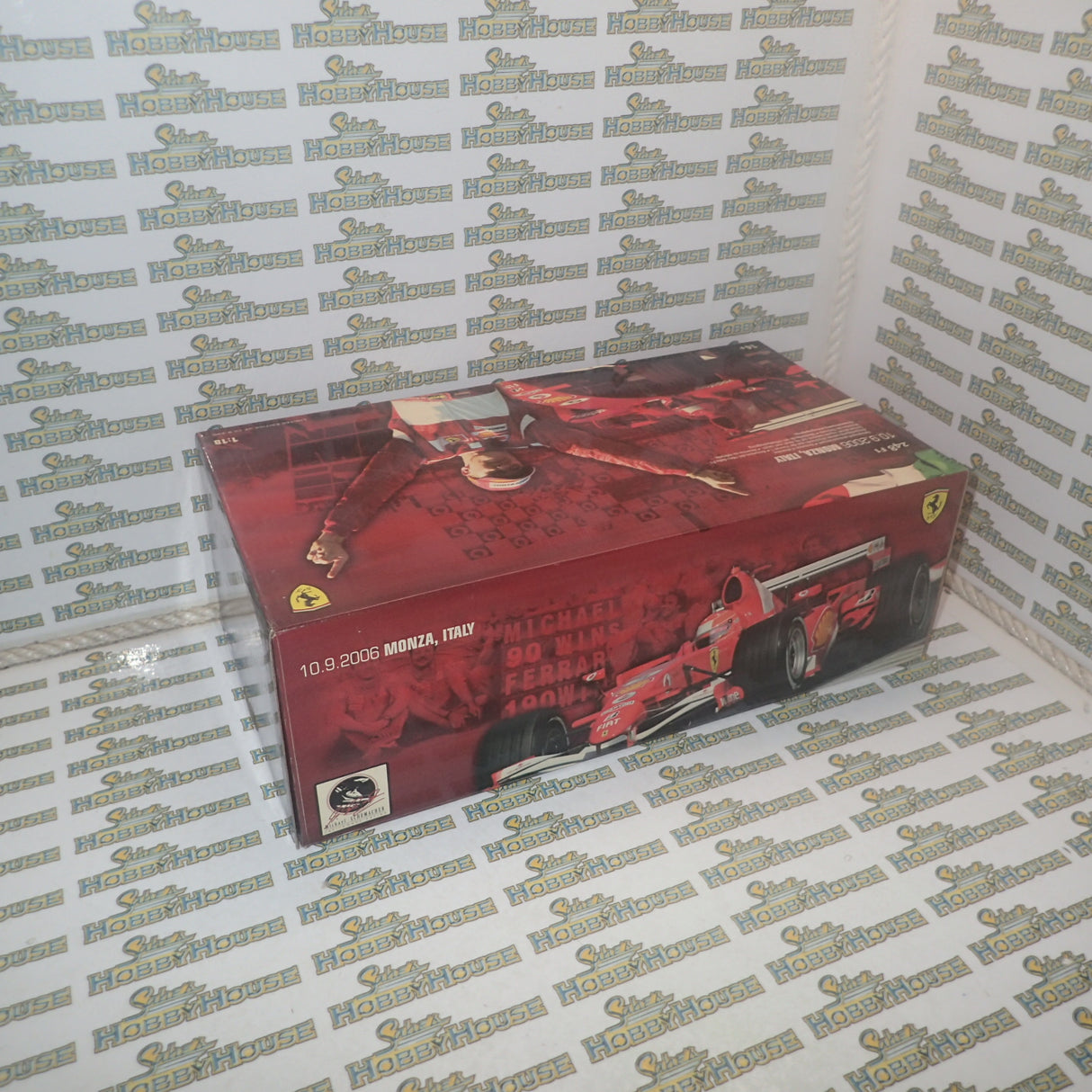 Hotwheels J2994 - 1/18 Scale - Ferrari F1 Michael Schumacher 90 wins Die-cast Scale Replica