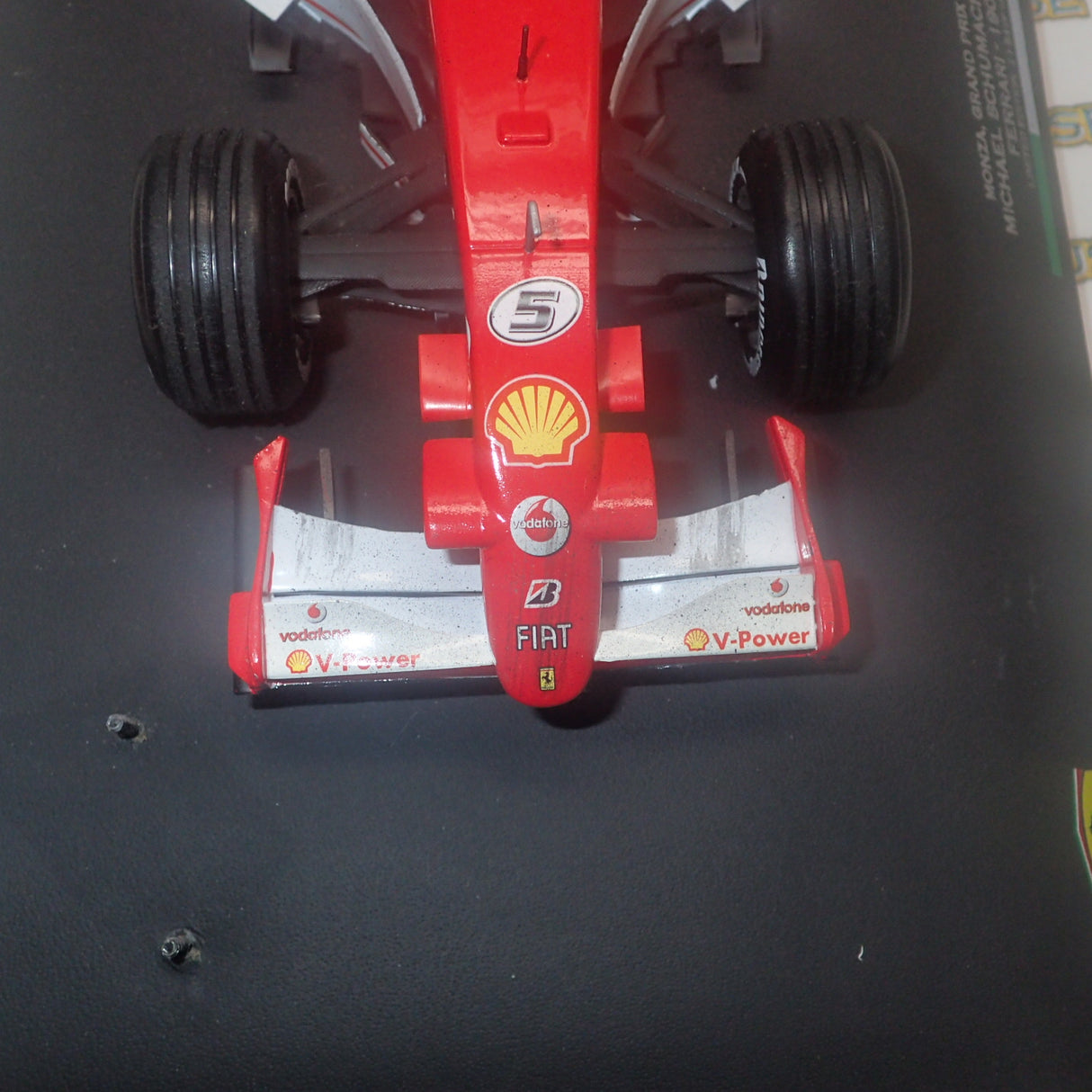 Hotwheels J2994 - 1/18 Scale - Ferrari F1 Michael Schumacher 90 wins Die-cast Scale Replica