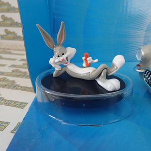 Jada Toys JAD32390 - Looney Tunes 57 Chevrolet Corvette with Bugs Bunny 1:24 Scale