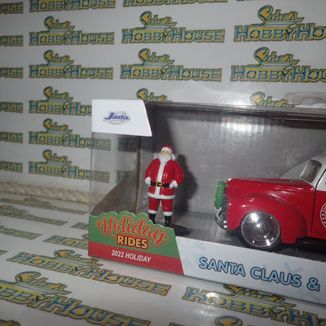 Jada 34279- 1/32 Scale Holiday Rides Santa & 1941 Ford Pickup Truck Diecast Scale Model Replica
