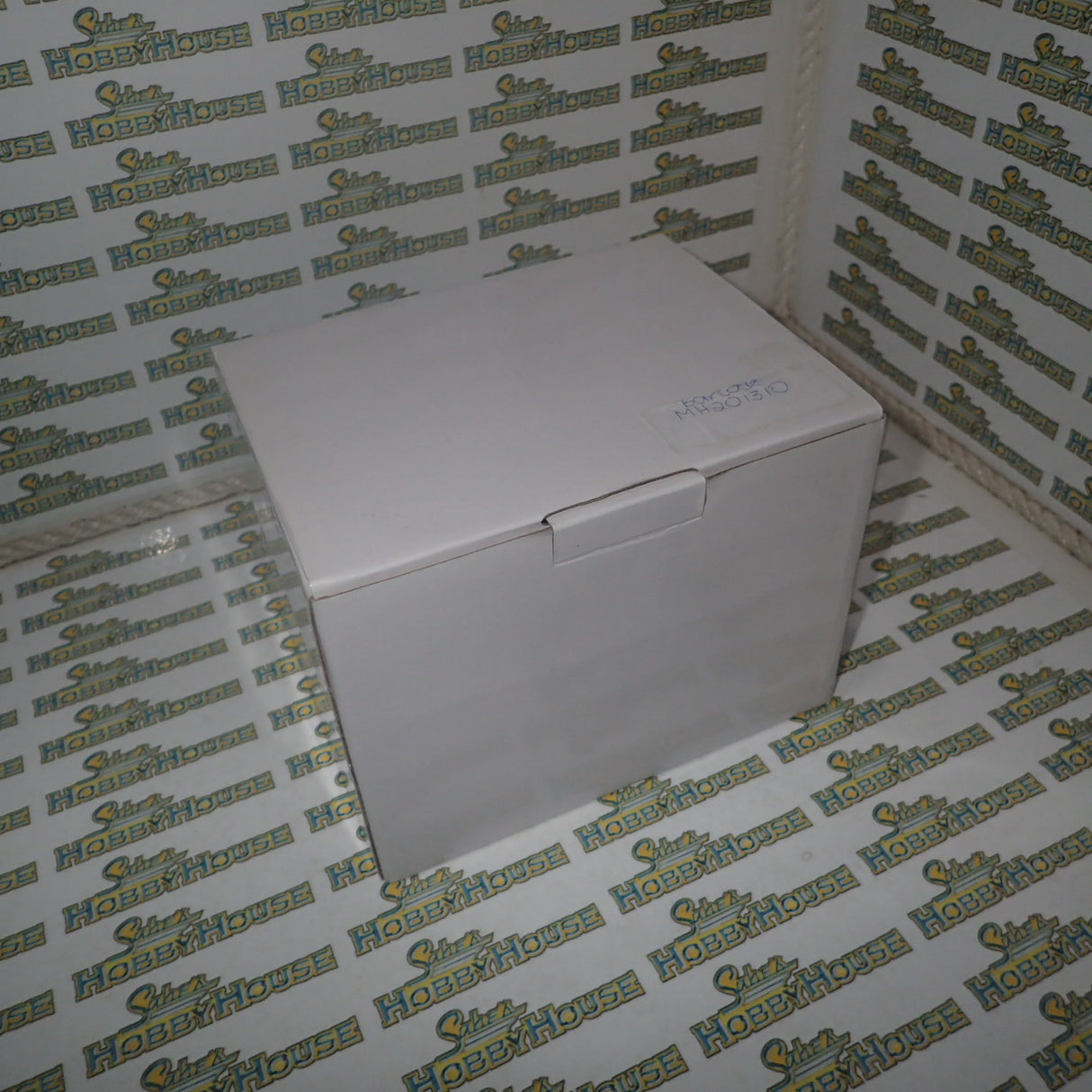 MiniHelmets MH201310 - 1:2 Scale James Courtney Special Edition Limited Edition Signed Certificate