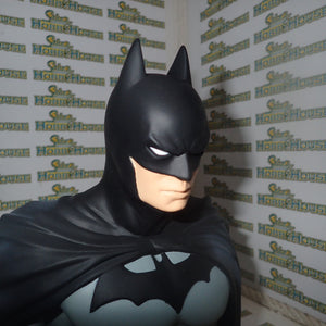 DC Comics MON43221 - Batman Bust Bank