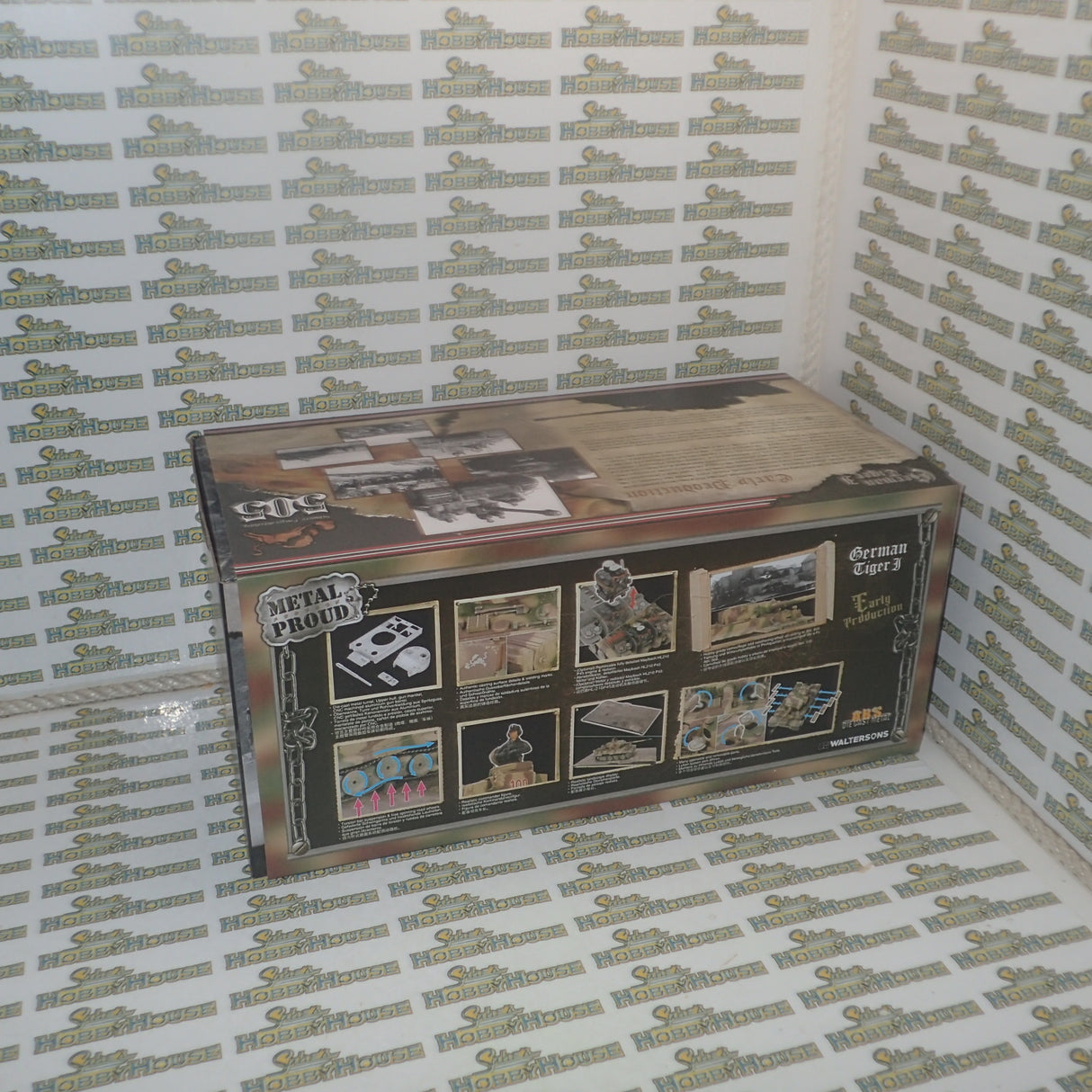 Forces of Valor MP-912043C - 1/32 [Engine Plus Series] German Sd.Kfz.181 PzKpfw VI Tiger Ausf. E heavy tank Tiger I (Early production model) Scale Model Replica