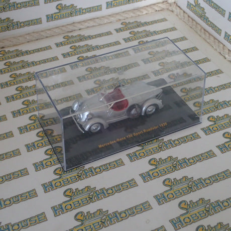 IXO Models MUS018 - IXO Museum Series 1/43 Scale - Mercedes 150 Sport Roadster 1935 Silver (with Red interior) Diecast Model Replica