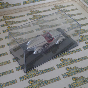 IXO Models MUS018 - IXO Museum Series 1/43 Scale - Mercedes 150 Sport Roadster 1935 Silver (with Red interior) Diecast Model Replica