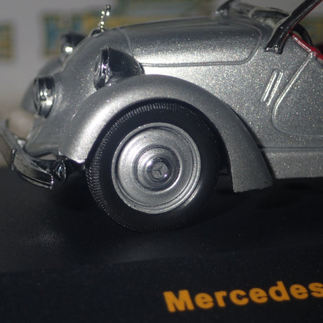 IXO Models MUS018 - IXO Museum Series 1/43 Scale - Mercedes 150 Sport Roadster 1935 Silver (with Red interior) Diecast Model Replica