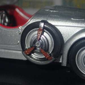 IXO Models MUS018 - IXO Museum Series 1/43 Scale - Mercedes 150 Sport Roadster 1935 Silver (with Red interior) Diecast Model Replica