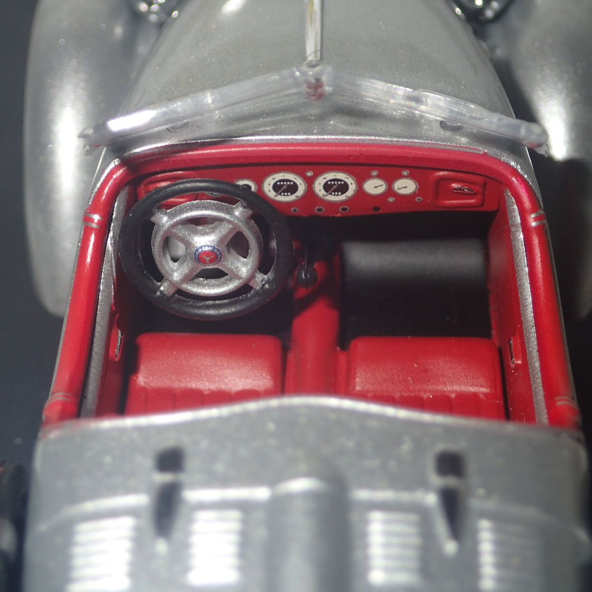 IXO Models MUS018 - IXO Museum Series 1/43 Scale - Mercedes 150 Sport Roadster 1935 Silver (with Red interior) Diecast Model Replica