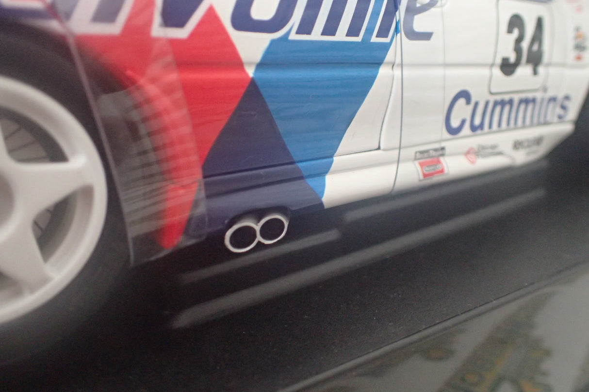 Biante/AutoArt - Diecast 1:18 2000 BATHURST WINNER HOLDEN VT COMMODORE TANDER / BARGWANNA