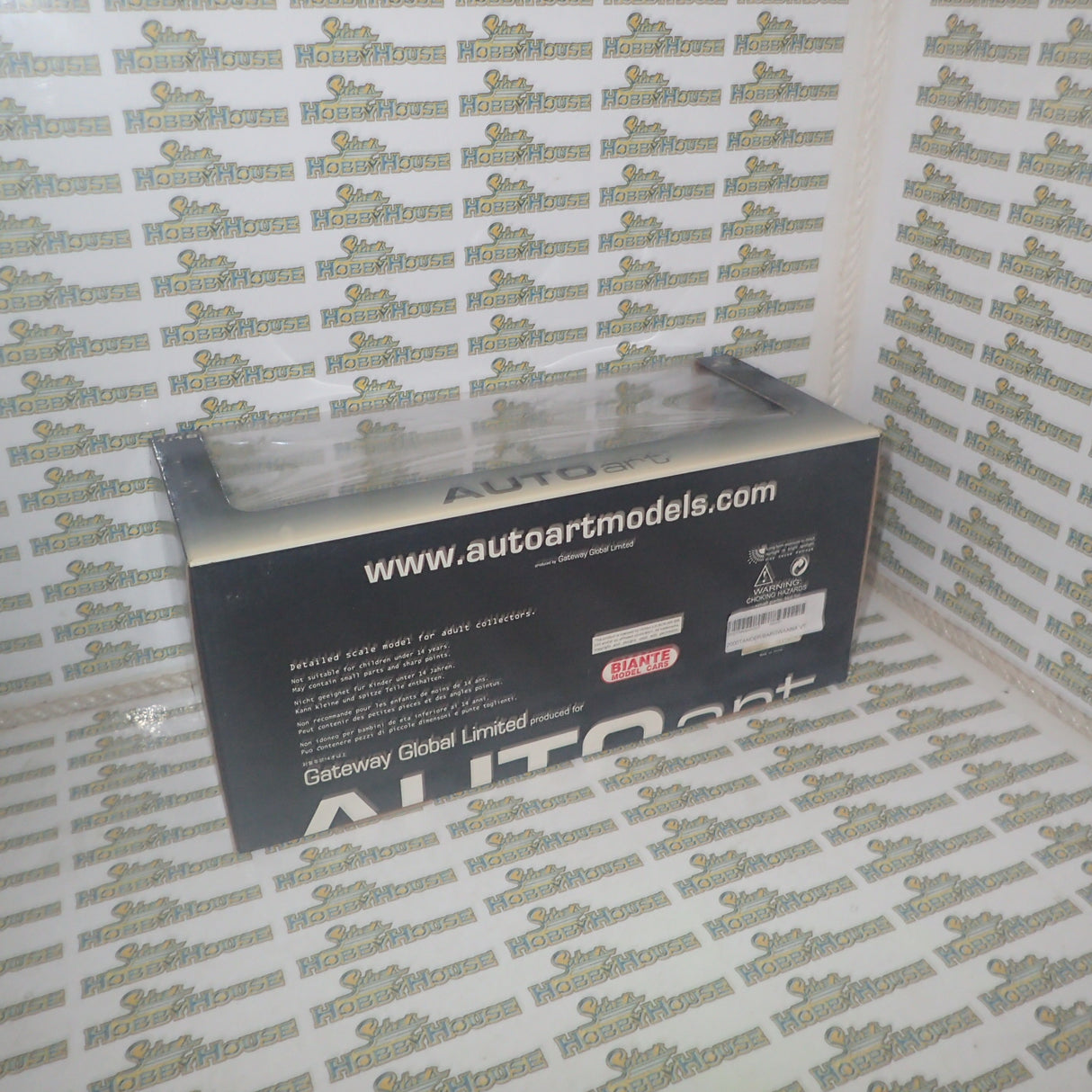 Biante/AutoArt - Diecast 1:18 2000 BATHURST WINNER HOLDEN VT COMMODORE TANDER / BARGWANNA