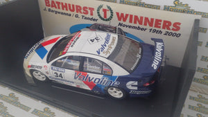 Biante/AutoArt - Diecast 1:18 2000 BATHURST WINNER HOLDEN VT COMMODORE TANDER / BARGWANNA