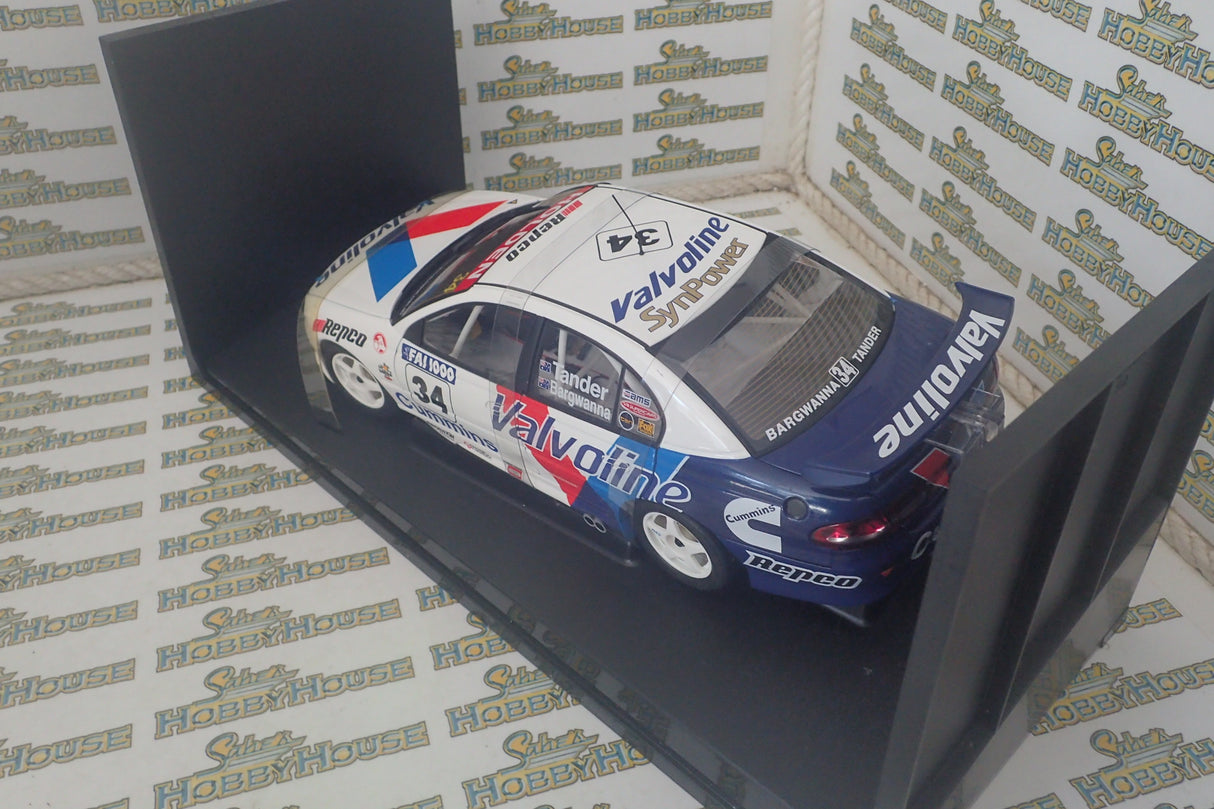 Biante/AutoArt - Diecast 1:18 2000 BATHURST WINNER HOLDEN VT COMMODORE TANDER / BARGWANNA