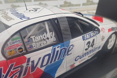 Biante/AutoArt - Diecast 1:18 2000 BATHURST WINNER HOLDEN VT COMMODORE TANDER / BARGWANNA