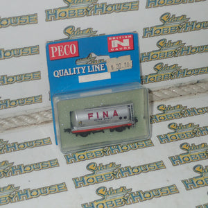 PECO - N Gauge - Tank Wagon type C - FINA Motor Spirit