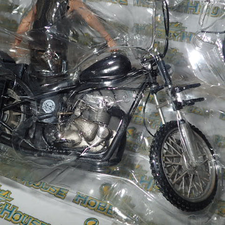 McFarlane Toys - The Walking Dead (TV): Deluxe Box - Daryl Dixon with Chopper