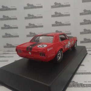 PIONEER SLOT CARS - P112 Mustang T/A red #5 'Jim West'