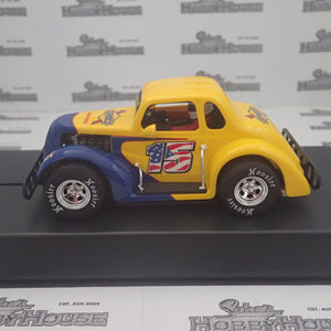 PIONEER SLOT CARS - P130 Dodge Legends Sunoco #15