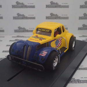 PIONEER SLOT CARS - P130 Dodge Legends Sunoco #15
