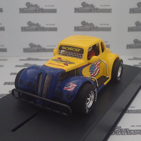 PIONEER SLOT CARS - P130 Dodge Legends Sunoco #15