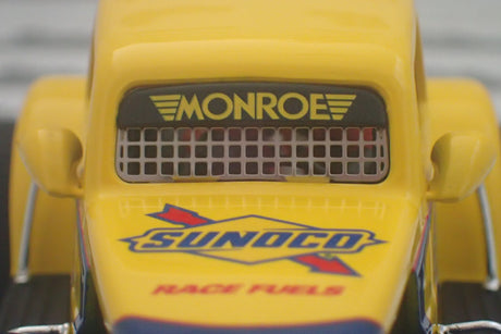PIONEER SLOT CARS - P130 Dodge Legends Sunoco #15